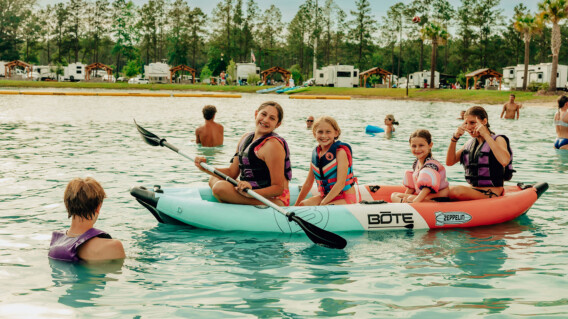 Island oaks kids in canoe